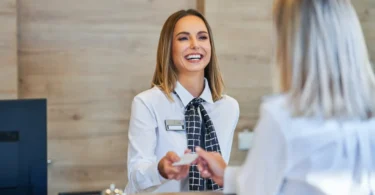 uk luxury hotel jobs